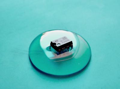 A microchip encapsulated in a droplet of water